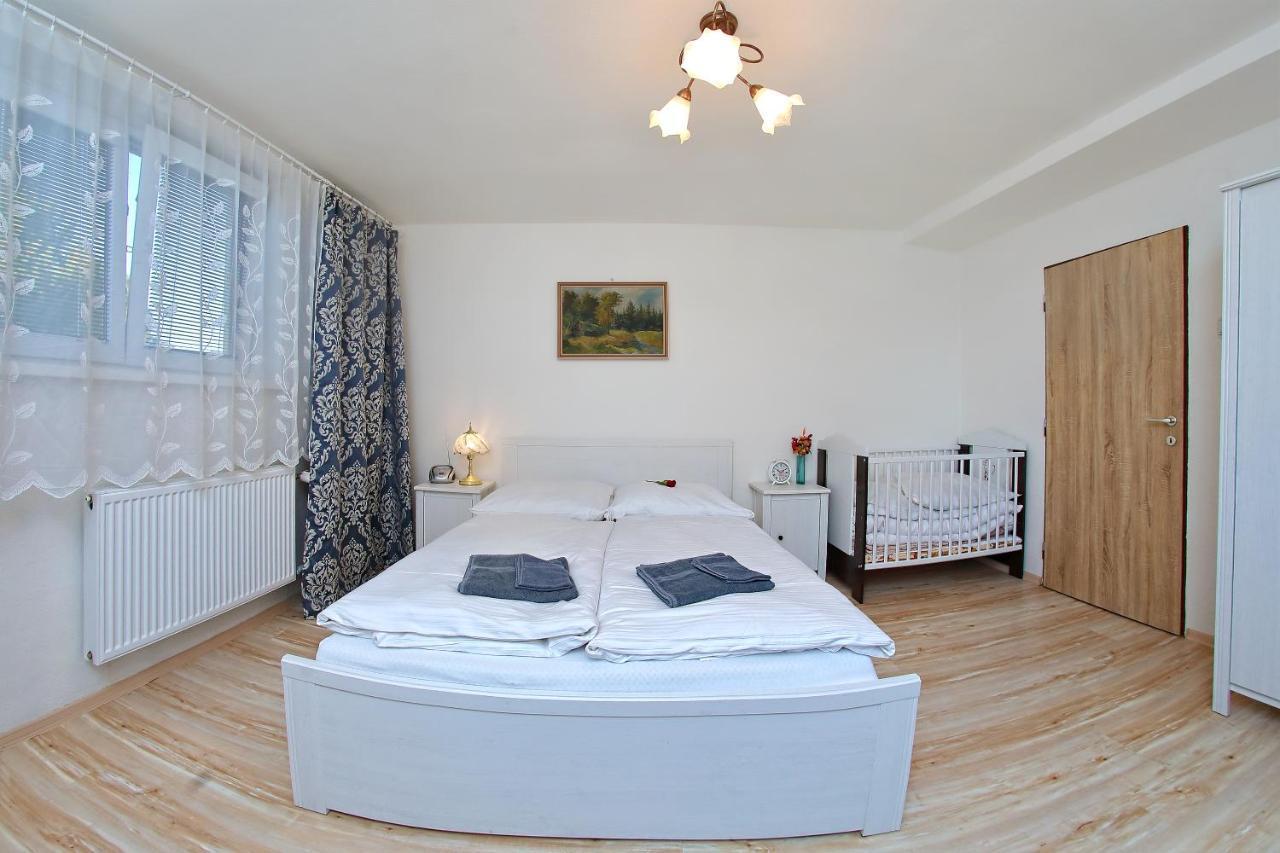 Villa Laura Liptovský Mikuláš Екстериор снимка